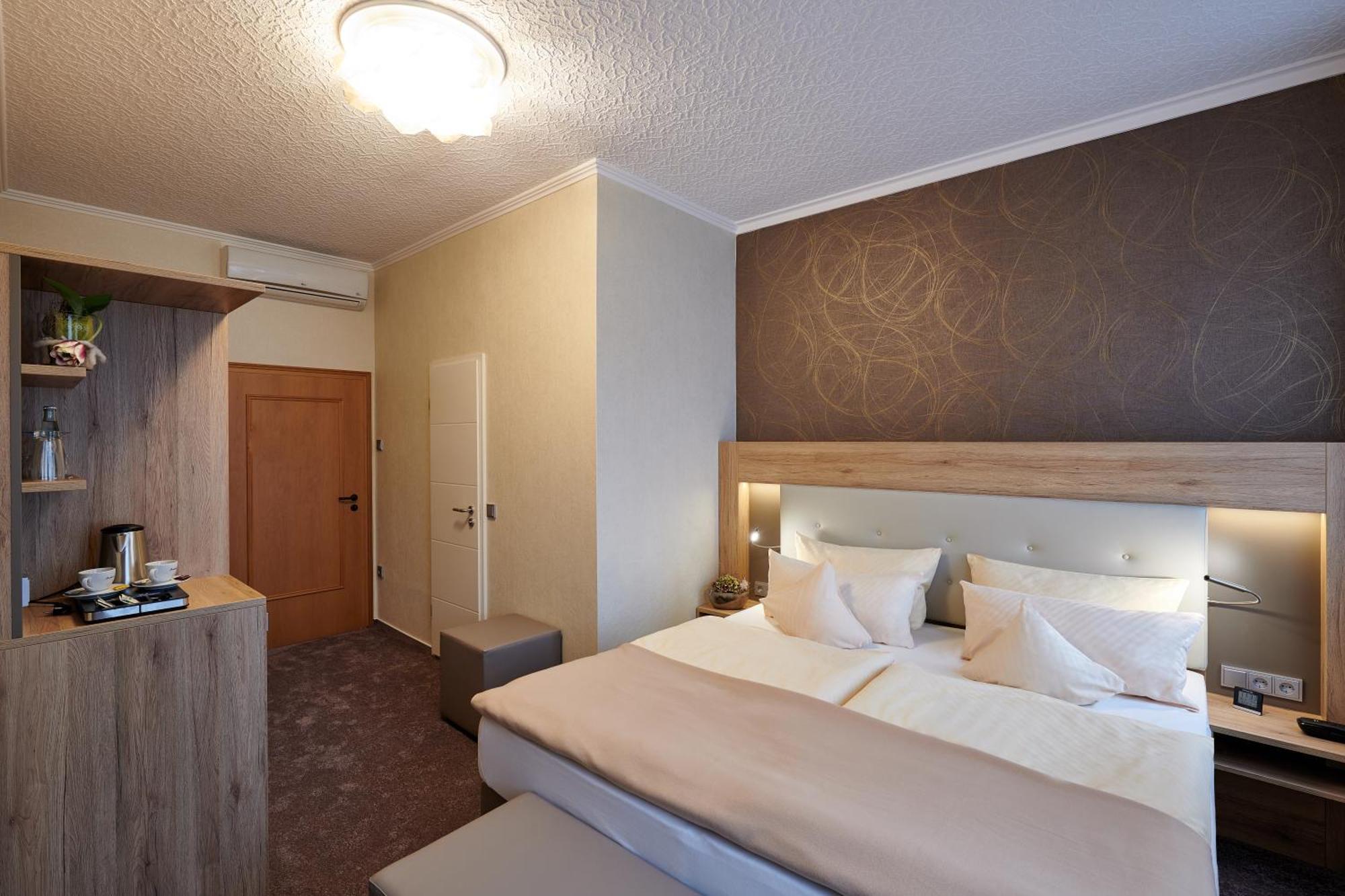 Ambient Hotel Zum Schwan Gelsenkirchen Exterior photo